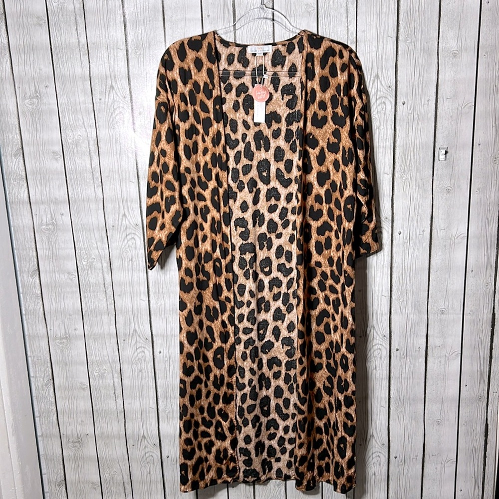 Bailey’s Blossom animal print kimono size XS/S